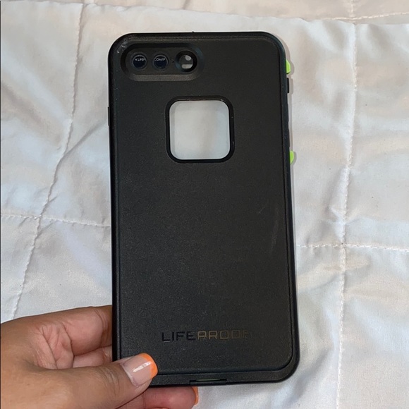 LIFEPROOF CASE - Picture 2 of 2